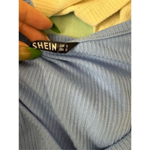 Blue crop top size small - Picture 5 of 5